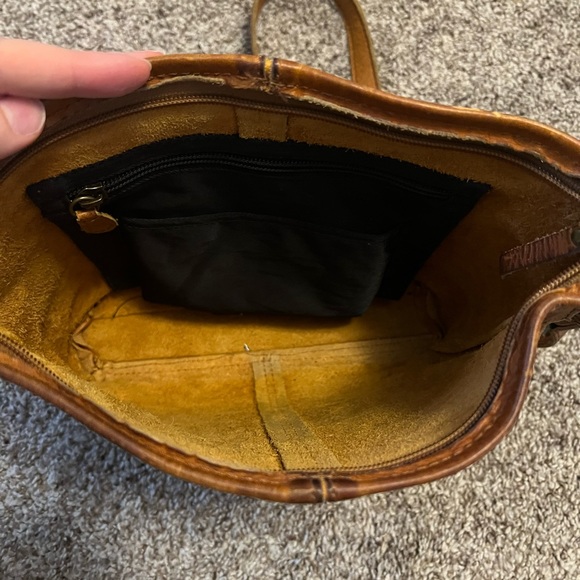 Genuine leather Duluth Trading Co. purse! - Picture 4 of 5